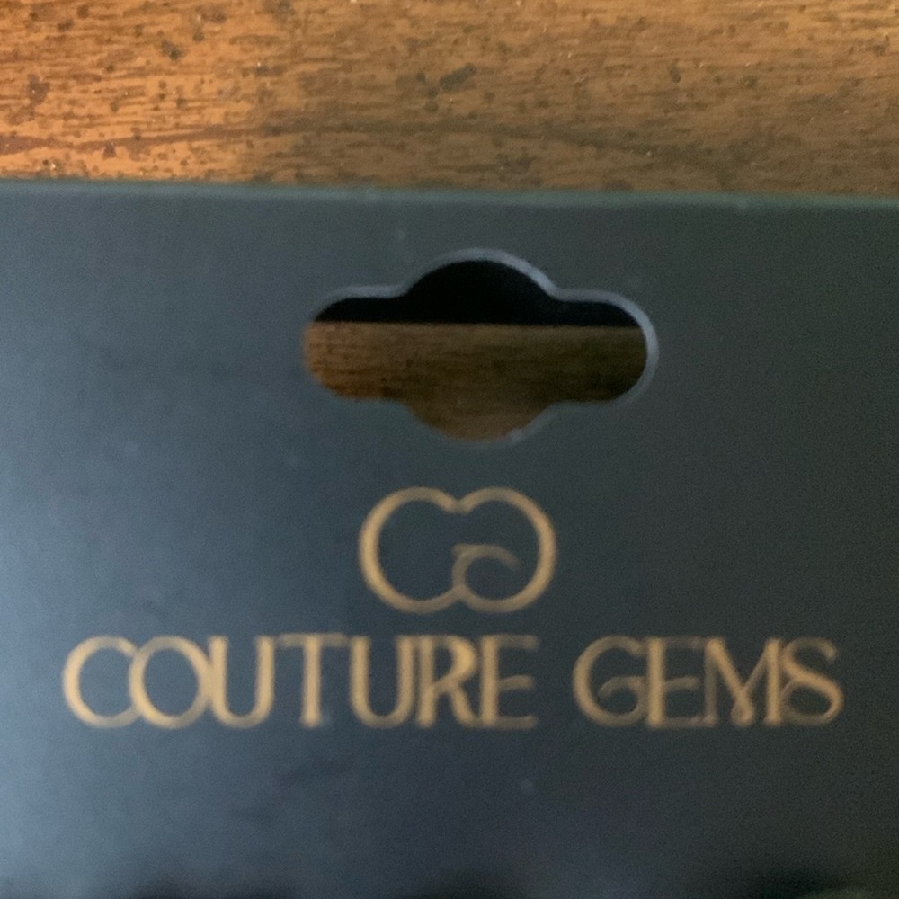 *5/$5* NWOT Couture Gems 6pc Fashion Variety Earring set - Picture 2 of 5